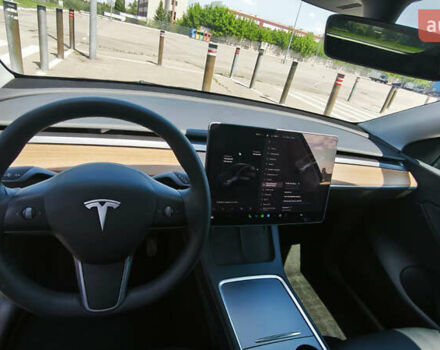 Тесла Model Y 2022 у Харкові на Automoto.ua Сірий Тесла Model Y, об'ємом двигуна 0 л та пробігом 93 тис. км за 26000 $, фото 7 на Automoto.ua