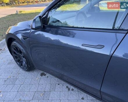 Серый Тесла Model Y, объемом двигателя 0 л и пробегом 38 тыс. км за 24999 $, фото 18 на Automoto.ua