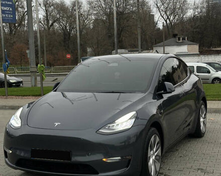 Серый Тесла Model Y, объемом двигателя 0 л и пробегом 41 тыс. км за 29300 $, фото 3 на Automoto.ua