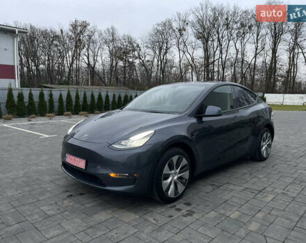 Сірий Тесла Model Y, об'ємом двигуна 0 л та пробігом 65 тис. км за 25500 $, фото 50 на Automoto.ua