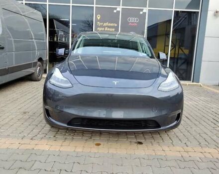 Серый Тесла Model Y, объемом двигателя 0 л и пробегом 50 тыс. км за 25990 $, фото 1 на Automoto.ua