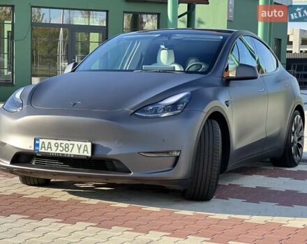 Серый Тесла Model Y, объемом двигателя 0 л и пробегом 25 тыс. км за 27000 $, фото 7 на Automoto.ua