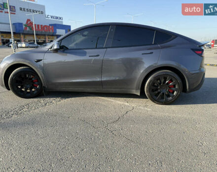 Серый Тесла Model Y, объемом двигателя 0 л и пробегом 99 тыс. км за 24999 $, фото 6 на Automoto.ua