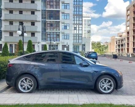 Серый Тесла Model Y, объемом двигателя 0 л и пробегом 27 тыс. км за 33000 $, фото 11 на Automoto.ua