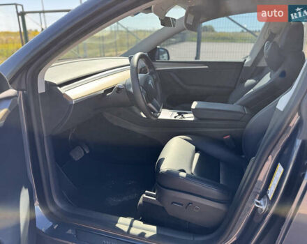 Сірий Тесла Model Y, об'ємом двигуна 0 л та пробігом 83 тис. км за 23800 $, фото 20 на Automoto.ua