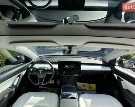 Серый Тесла Model Y, объемом двигателя 0 л и пробегом 160 тыс. км за 26750 $, фото 11 на Automoto.ua