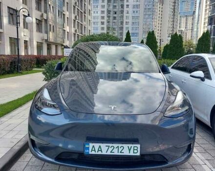 Серый Тесла Model Y, объемом двигателя 0 л и пробегом 27 тыс. км за 33000 $, фото 6 на Automoto.ua