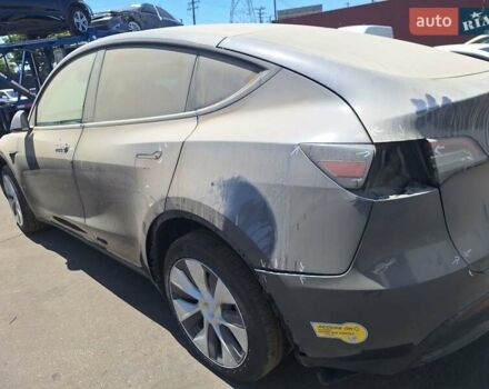 Серый Тесла Model Y, объемом двигателя 0 л и пробегом 86 тыс. км за 17300 $, фото 2 на Automoto.ua