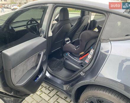 Серый Тесла Model Y, объемом двигателя 0 л и пробегом 56 тыс. км за 35370 $, фото 2 на Automoto.ua