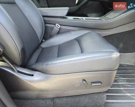 Серый Тесла Model Y, объемом двигателя 0 л и пробегом 34 тыс. км за 27500 $, фото 32 на Automoto.ua