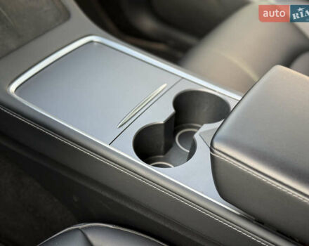 Сірий Тесла Model Y, об'ємом двигуна 0 л та пробігом 67 тис. км за 25000 $, фото 28 на Automoto.ua