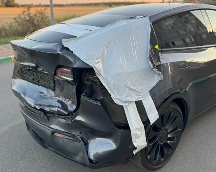 Серый Тесла Model Y, объемом двигателя 0 л и пробегом 82 тыс. км за 22300 $, фото 4 на Automoto.ua