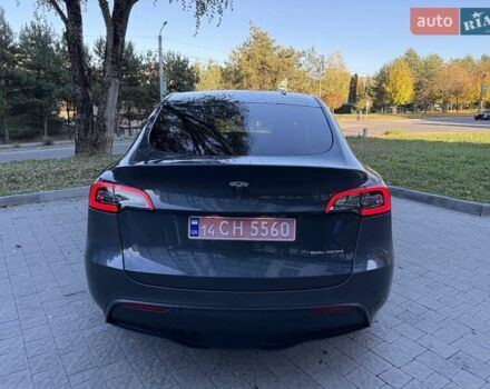Серый Тесла Model Y, объемом двигателя 0 л и пробегом 38 тыс. км за 24999 $, фото 5 на Automoto.ua