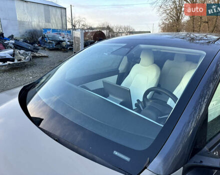 Серый Тесла Model Y, объемом двигателя 0 л и пробегом 65 тыс. км за 19300 $, фото 16 на Automoto.ua