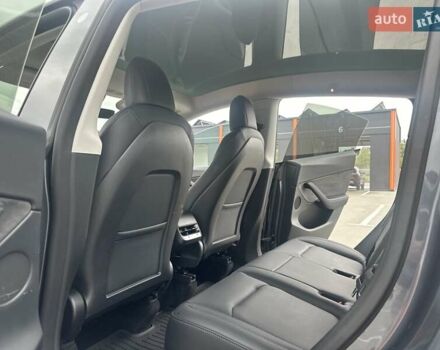 Сірий Тесла Model Y, об'ємом двигуна 0 л та пробігом 47 тис. км за 29999 $, фото 48 на Automoto.ua