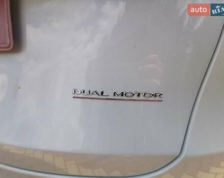 Серый Тесла Model Y, объемом двигателя 0 л и пробегом 4 тыс. км за 32999 $, фото 5 на Automoto.ua
