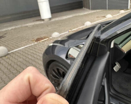 Серый Тесла Model Y, объемом двигателя 0 л и пробегом 109 тыс. км за 26900 $, фото 17 на Automoto.ua