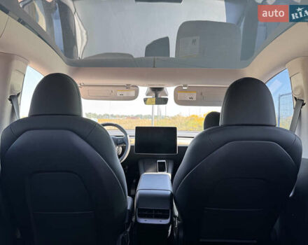 Сірий Тесла Model Y, об'ємом двигуна 0 л та пробігом 83 тис. км за 23800 $, фото 35 на Automoto.ua