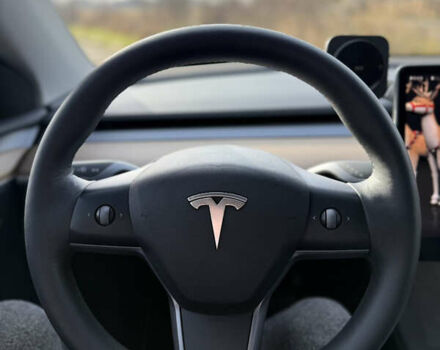 Серый Тесла Model Y, объемом двигателя 0 л и пробегом 84 тыс. км за 22999 $, фото 19 на Automoto.ua