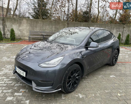 Сірий Тесла Model Y, об'ємом двигуна 0 л та пробігом 118 тис. км за 25900 $, фото 2 на Automoto.ua