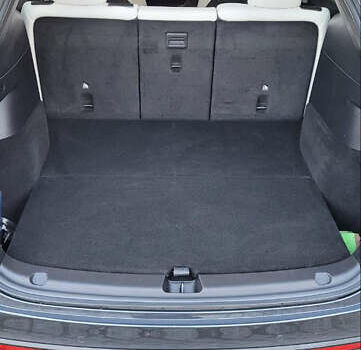 Серый Тесла Model Y, объемом двигателя 0 л и пробегом 53 тыс. км за 31500 $, фото 8 на Automoto.ua