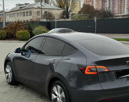 Серый Тесла Model Y, объемом двигателя 0 л и пробегом 41 тыс. км за 29300 $, фото 4 на Automoto.ua