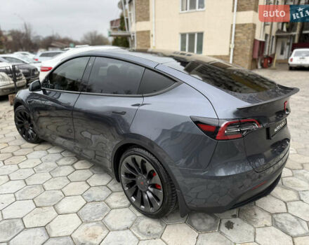 Серый Тесла Model Y, объемом двигателя 0 л и пробегом 53 тыс. км за 28000 $, фото 30 на Automoto.ua