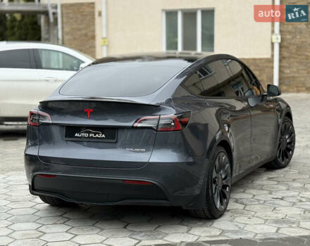 Серый Тесла Model Y, объемом двигателя 0 л и пробегом 53 тыс. км за 28000 $, фото 26 на Automoto.ua