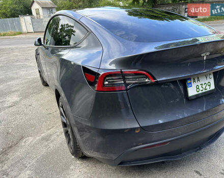 Серый Тесла Model Y, объемом двигателя 0 л и пробегом 17 тыс. км за 25500 $, фото 7 на Automoto.ua