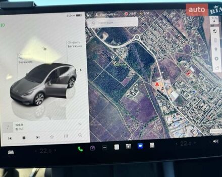 Серый Тесла Model Y, объемом двигателя 0 л и пробегом 135 тыс. км за 24500 $, фото 13 на Automoto.ua