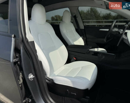 Тесла Model Y 2022 в Киеве на Automoto.ua Серый Тесла Model Y, объемом двигателя 0 л и пробегом 28 тыс. км за 29300 $, фото 28 на Automoto.ua