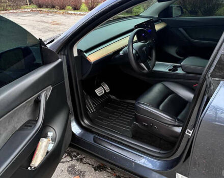 Серый Тесла Model Y, объемом двигателя 0 л и пробегом 82 тыс. км за 26500 $, фото 12 на Automoto.ua