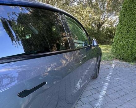 Серый Тесла Model Y, объемом двигателя 0 л и пробегом 60 тыс. км за 28999 $, фото 14 на Automoto.ua