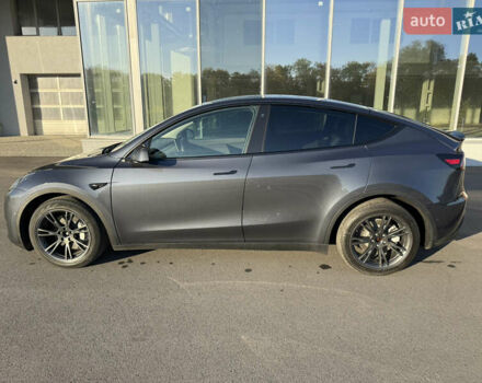Серый Тесла Model Y, объемом двигателя 0 л и пробегом 34 тыс. км за 24000 $, фото 13 на Automoto.ua