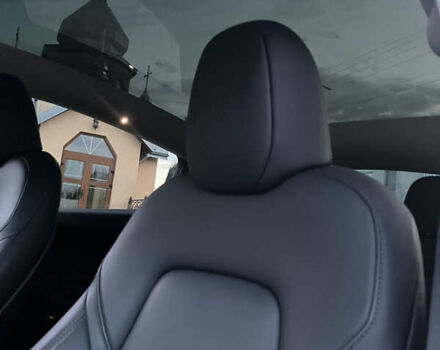 Серый Тесла Model Y, объемом двигателя 0 л и пробегом 30 тыс. км за 25000 $, фото 21 на Automoto.ua