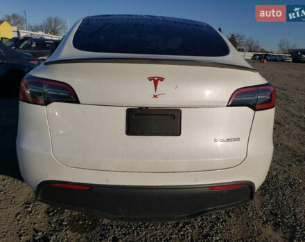 Серый Тесла Model Y, объемом двигателя 0 л и пробегом 33 тыс. км за 2750 $, фото 5 на Automoto.ua