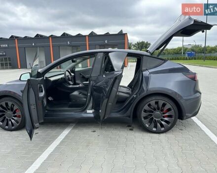 Сірий Тесла Model Y, об'ємом двигуна 0 л та пробігом 47 тис. км за 29999 $, фото 8 на Automoto.ua
