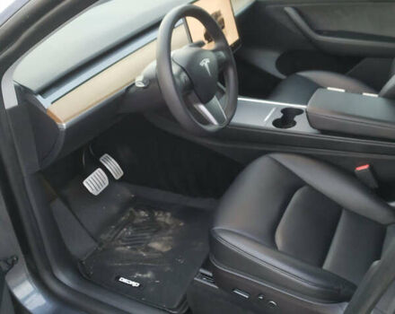 Сірий Тесла Model Y, об'ємом двигуна 0 л та пробігом 74 тис. км за 25999 $, фото 6 на Automoto.ua