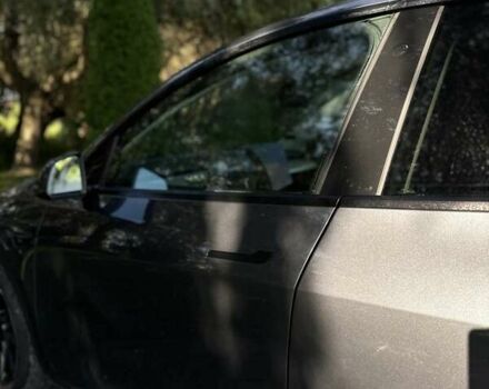 Серый Тесла Model Y, объемом двигателя 0 л и пробегом 60 тыс. км за 28999 $, фото 26 на Automoto.ua
