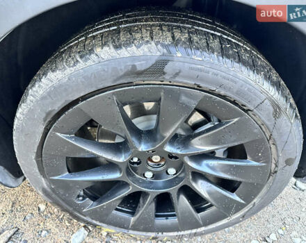 Серый Тесла Model Y, объемом двигателя 0 л и пробегом 65 тыс. км за 19300 $, фото 23 на Automoto.ua