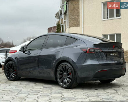Серый Тесла Model Y, объемом двигателя 0 л и пробегом 53 тыс. км за 28000 $, фото 35 на Automoto.ua