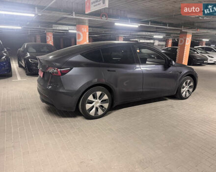 Серый Тесла Model Y, объемом двигателя 0 л и пробегом 140 тыс. км за 24500 $, фото 12 на Automoto.ua