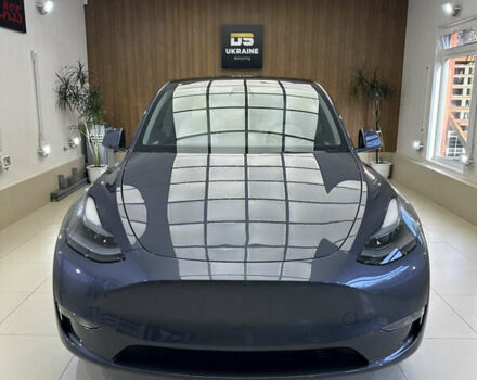 Серый Тесла Model Y, объемом двигателя 0 л и пробегом 11 тыс. км за 40000 $, фото 1 на Automoto.ua