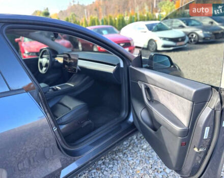 Серый Тесла Model Y, объемом двигателя 0 л и пробегом 85 тыс. км за 24500 $, фото 5 на Automoto.ua