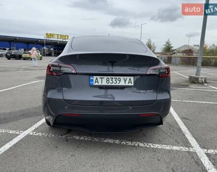 Серый Тесла Model Y, объемом двигателя 0 л и пробегом 61 тыс. км за 25500 $, фото 40 на Automoto.ua