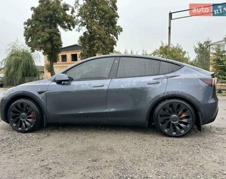 Тесла Model Y 2022 у Вінниці на Automoto.ua Сірий Тесла Model Y, об'ємом двигуна 0 л та пробігом 57 тис. км за 25500 $, фото 4 на Automoto.ua
