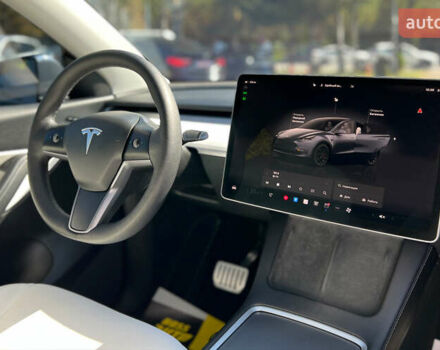 Серый Тесла Model Y, объемом двигателя 0 л и пробегом 160 тыс. км за 26750 $, фото 12 на Automoto.ua