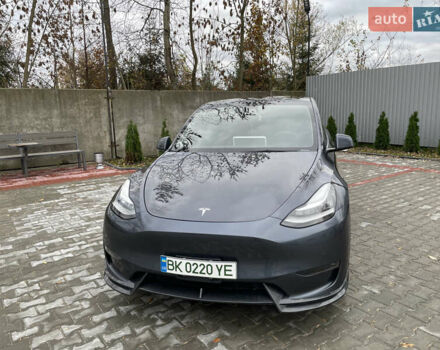 Сірий Тесла Model Y, об'ємом двигуна 0 л та пробігом 118 тис. км за 25900 $, фото 4 на Automoto.ua