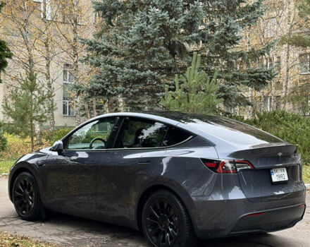 Серый Тесла Model Y, объемом двигателя 0 л и пробегом 58 тыс. км за 25000 $, фото 4 на Automoto.ua
