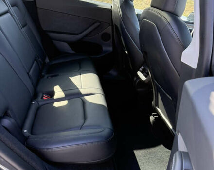 Серый Тесла Model Y, объемом двигателя 0 л и пробегом 20 тыс. км за 28500 $, фото 13 на Automoto.ua